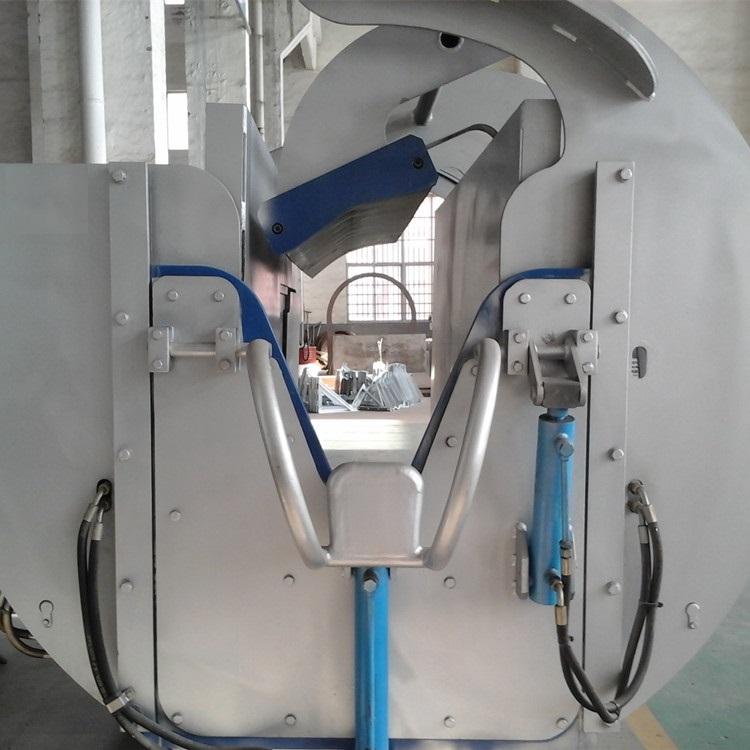 Hydraulic halal killing box in abattoir