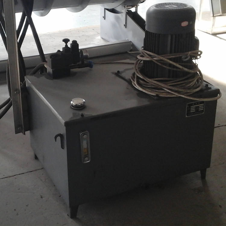 Kill box system for cattle slaughterhouse